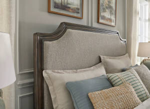 Picture of Veramond Queen Size Bed