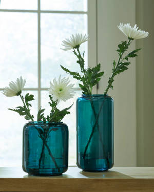 Picture of Inisland Vase