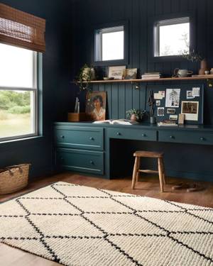 Picture of Chris Loves Julia x Loloi Alice 5'2" x 7'6" Rug