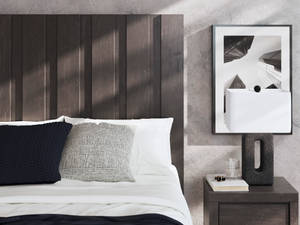 Picture of Parlayon Queen Size Bed