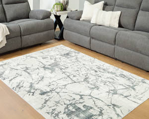 Picture of Tobinbury 5' x 7' Rug