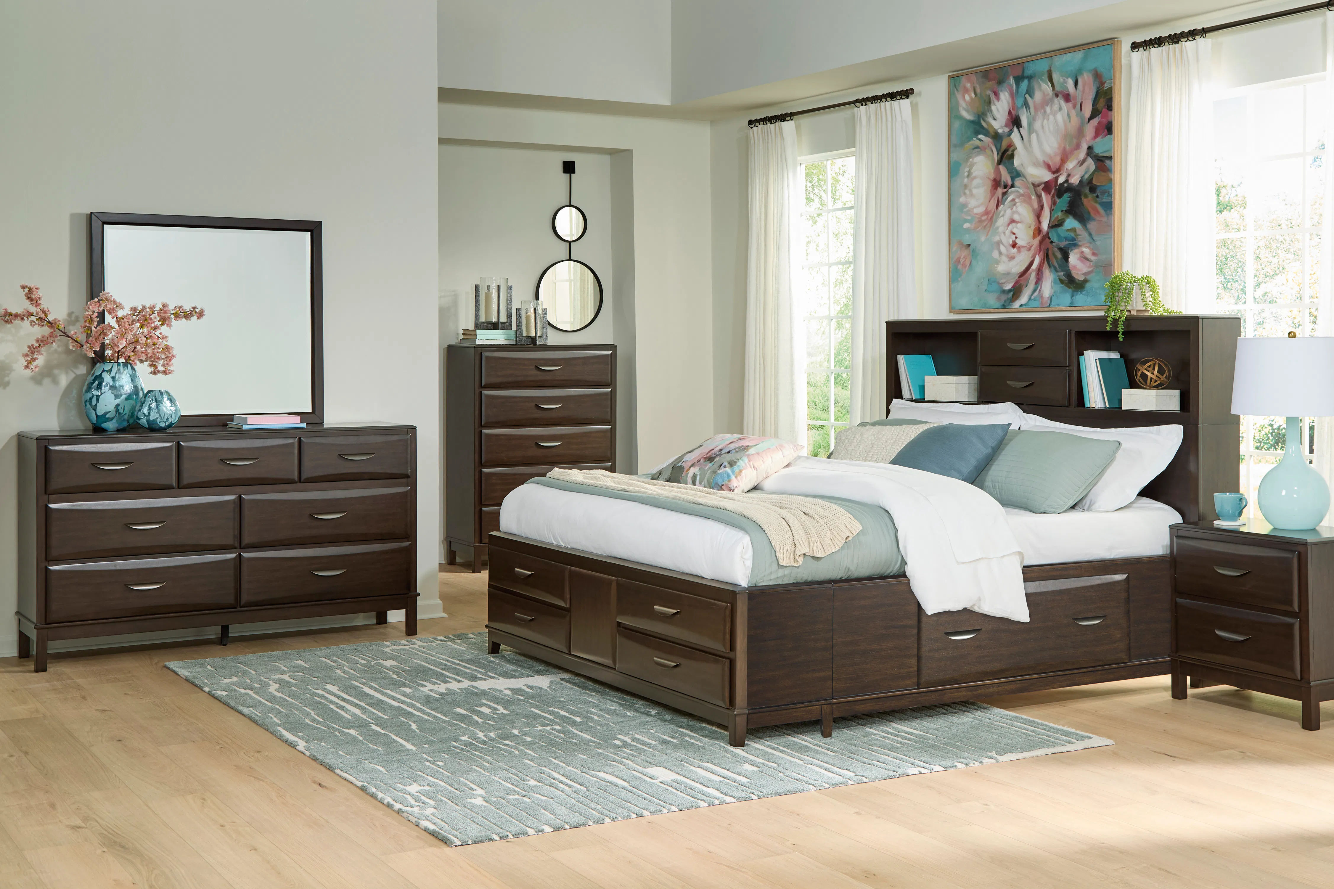 Picture of Vanmore Queen Bedroom Group